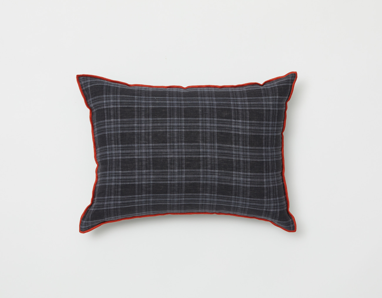 LINEN CHECK CUSHION_RED OUTLINE